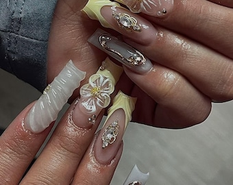 Holiday Starfish Nails | Blooming Yellow Flower Press on nails long square nails | Gold Accent Floral Nails |Summer Nails | 3D Gel Nails