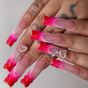 Rosa Ombre Hjärtliknande Press On Naglar, 3D Hjärtliknande Naglar, Alla hjärtans dag Naglar, Glansigt Rosa French Tip Nagelset