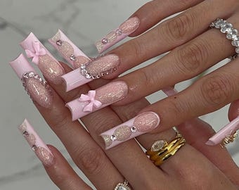 Uñas postizas con lazo de cristal de princesa: Ojo de gato rosa claro, punta francesa con purpurina / Uñas postizas con lazo rosa de San Valentín / Diseño de uñas francesas rosa