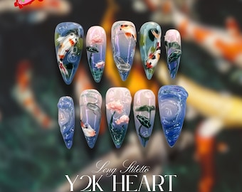 Koi Pond Bliss Nail Art | Koi bloemen acrylnagels | Serene Waters-nagelkunst | Bloeiende nepnagels | Fairy Garden Koi-nagels