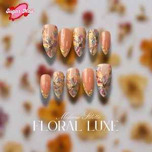 Unhas de casamento com folha dourada, unhas postiças florais, design floral chique, unhas francesas, unhas postiças florais | Unhas elegantes com flores vintage