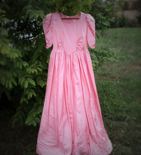 Vintage Pink Long Sleeves Prom Dress Pink Square Neckline Cocktail Dress Y6405 main image 1