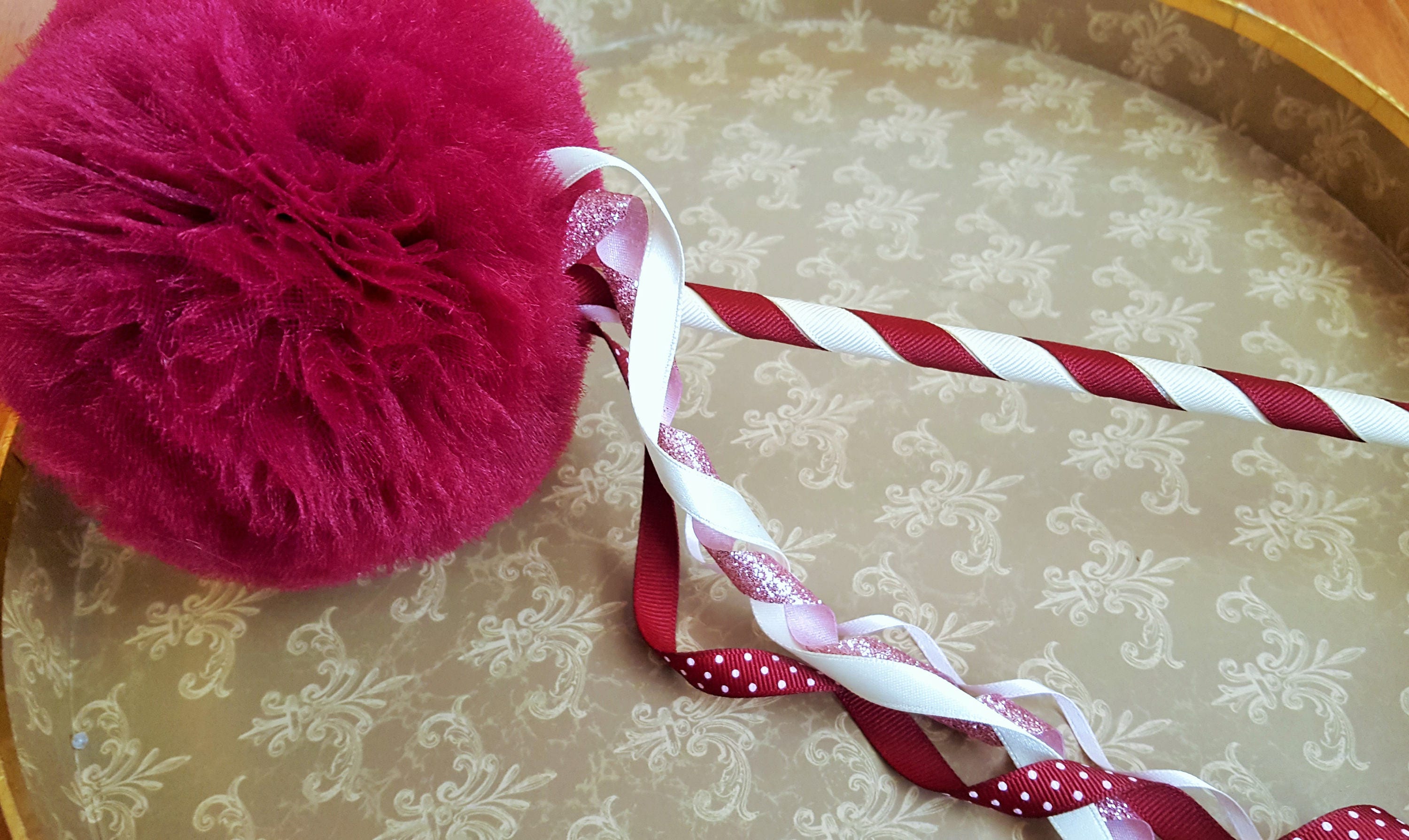 how to make a tulle wand