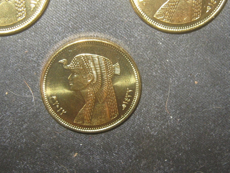 Authentic Lot of 4-23mm UNC Gold Tone Egypt Egyptian Cleopatra Coins
