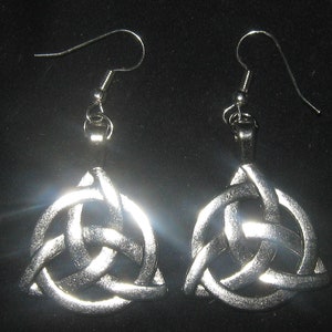 NEW SILVER tone Celtic Triquetra Earrings
