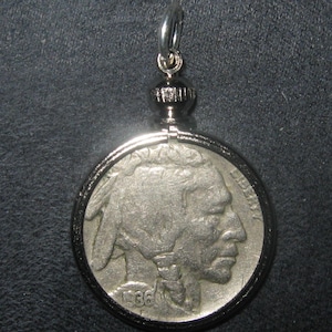 Vintage Antique 1936 Bezel Set Buffalo Nickel Pendant Necklace