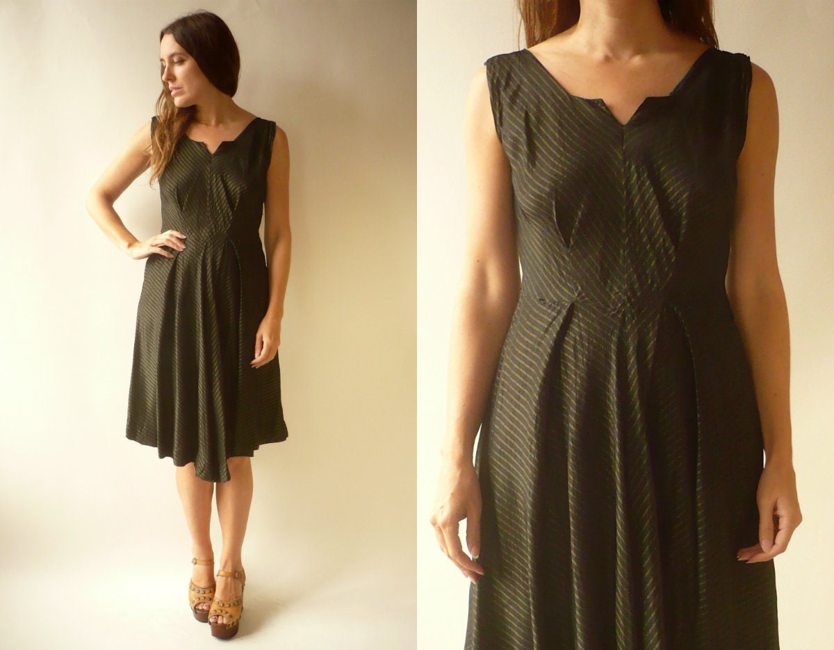 Image of 's Vintage Black & Gold Stripe Taffeta Sleeveless Prom Dress Size S/M