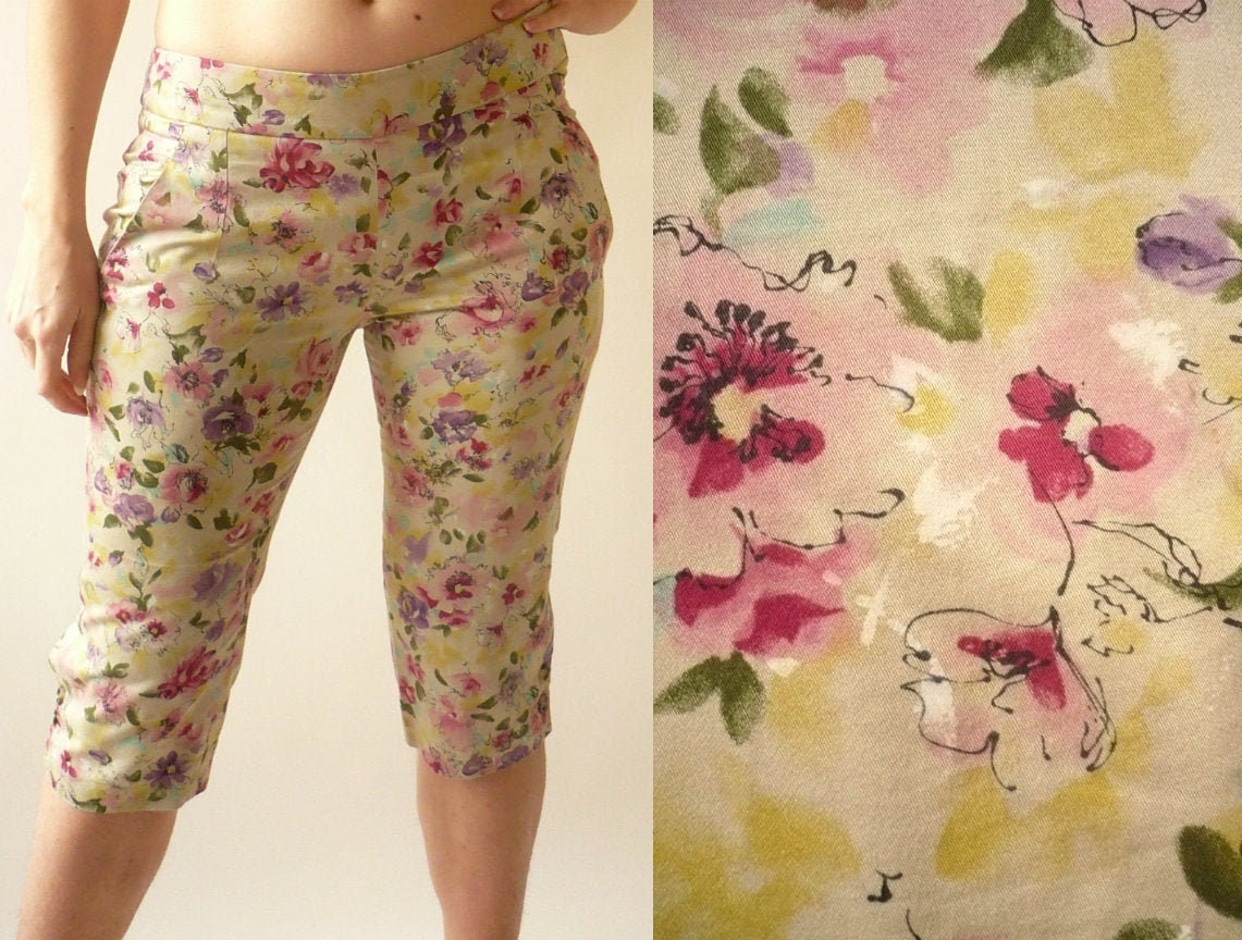 Image of Kenzo Vintage Floral Printed Cropped Capri Trousers Pants Size Xs
