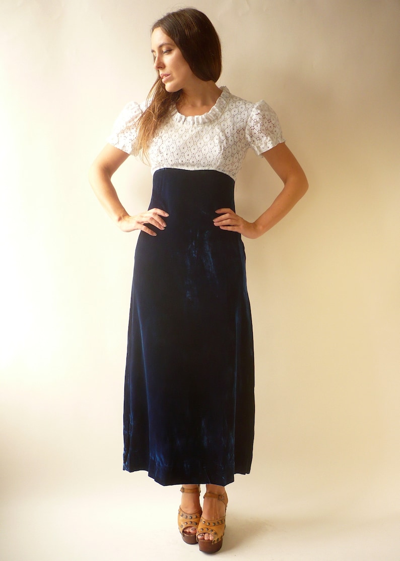 1970/'s Vintage Bohemian Blue Velvet /& Cutwork Lace Puff Sleeve Maxi Dress Size XXS