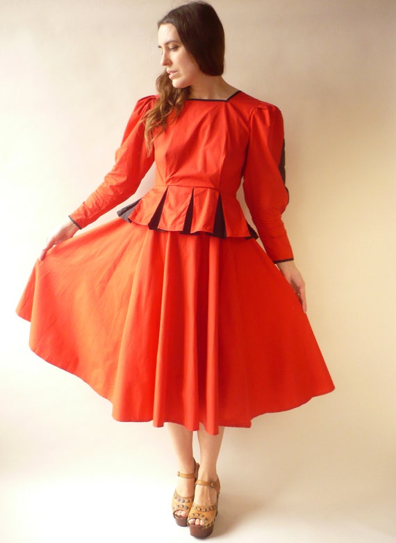 1980's Does 1950's Vintage Cotton Red & Black Ful… - image 3