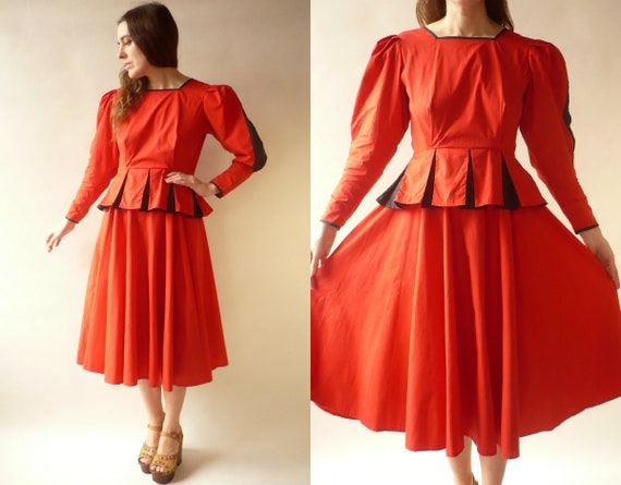 1980's Does 1950's Vintage Cotton Red & Black Ful… - image 1