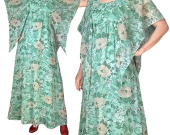 1970's Vintage Green Floral Print Bohemian Maxi Dress With Angel Sleeves Size Small