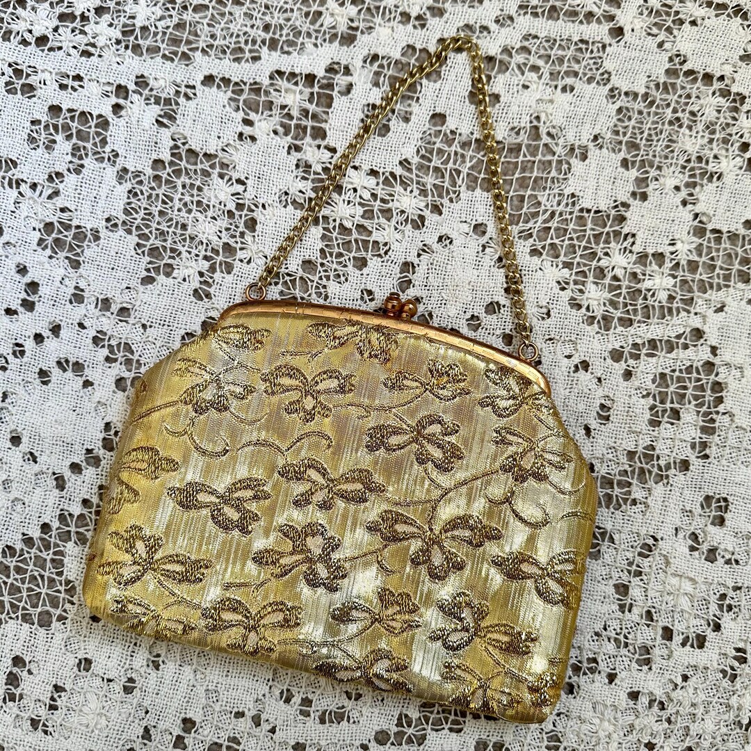 1950's 1960's Vintage Mini Gold Metallic Lame Top Chain Handle Frame ...