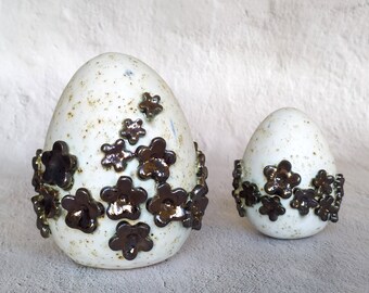 Ceramic Eggs with flowers, Set of two Spring Eggs, Handmade ceramic Easter Eggs, Ceramic Decoration, Ceramics and Pottery