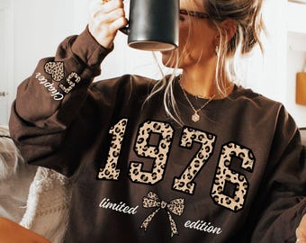 1976 Retro Birthday Sweatshirt Leopard 50th Birthday Gifts for Women Limited Edition 1976 Sweatshirt Chapter 50 Birthday Shirt Gift For Her
