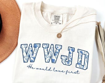 Comfort Colors® WWJD Shirt for Women, Christian Tee, Religious Gift for Her, Bible Verse Shirt, Trendy Faith Graphic Tee, Religious Apparel