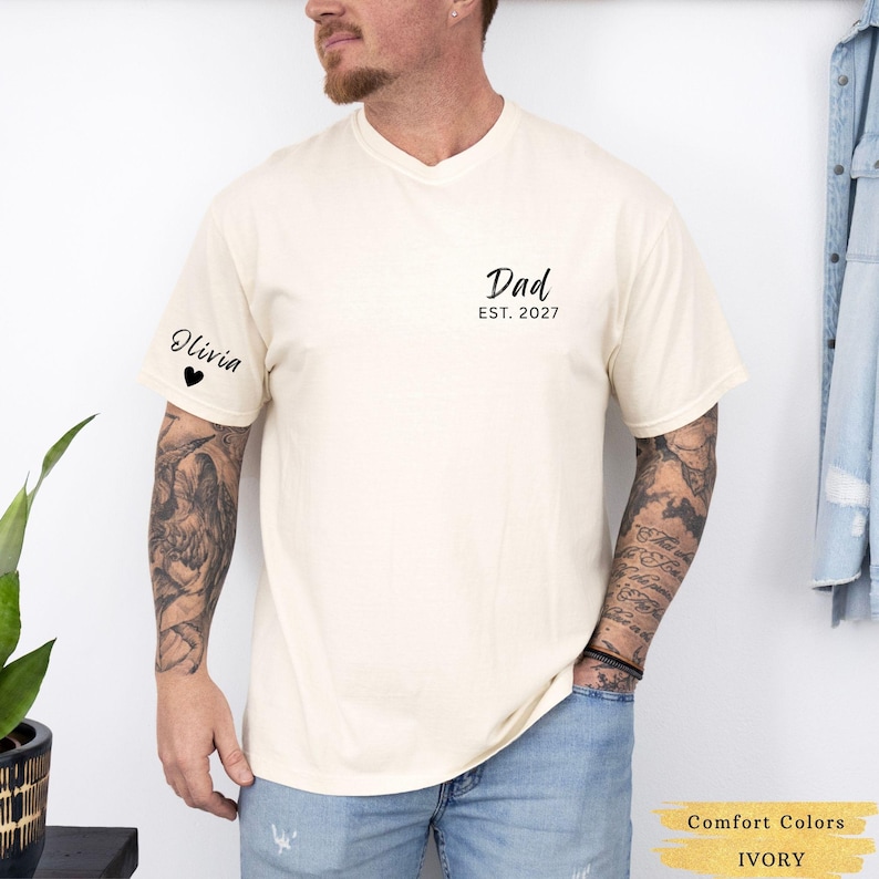 Personalized Dad Shirt with Kids Names, Custom Dad Shirt, Comfort Colors Dad Est Year T-Shirt, First Fathers Day Gift, New Dad Gift zdjęcie 5