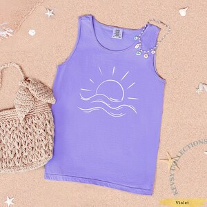 Canotta da sole Comfort Colors®, maglietta estiva, camicie da spiaggia, maglietta da sole, regalo per donna, maglietta da sole boho, vibrazioni estive, maglietta da vacanza