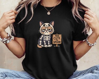 Funny Cat Halloween T-Shirt: Humorous Kitty Costume Tee