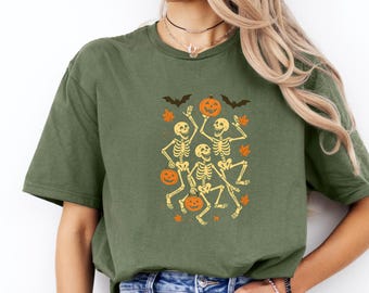 Funny Dancing Skeletons T-Shirt: Spooky Halloween Costume Top