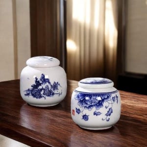 Compact Porcelain Tea Jar – Sealed Ceramic Container for Tea, Snacks, or Everyday Storage