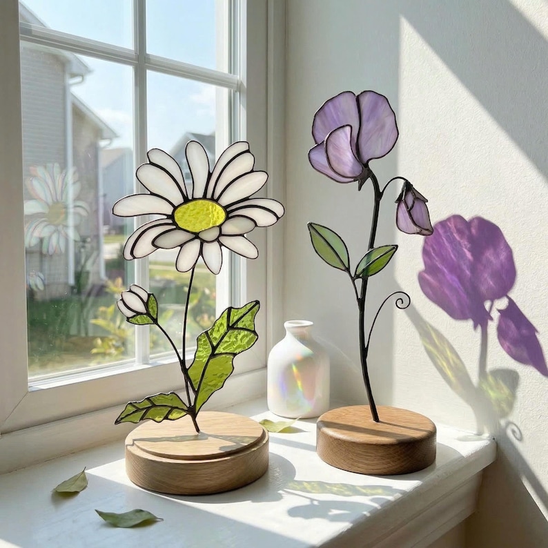 April Birth Flower Gift - Stained Glass Daisy or Sweet Pea S