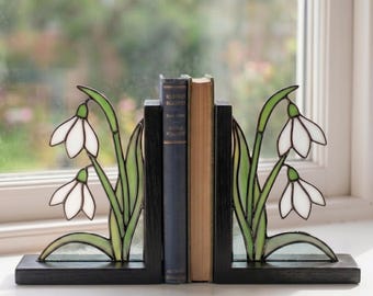 Stained Glass Snowdrop Bookends, Cottagecore Bookshelf Decor, Botanical Book Stoppers, Unique Gift for Book Lover, Floral Desk Accessories