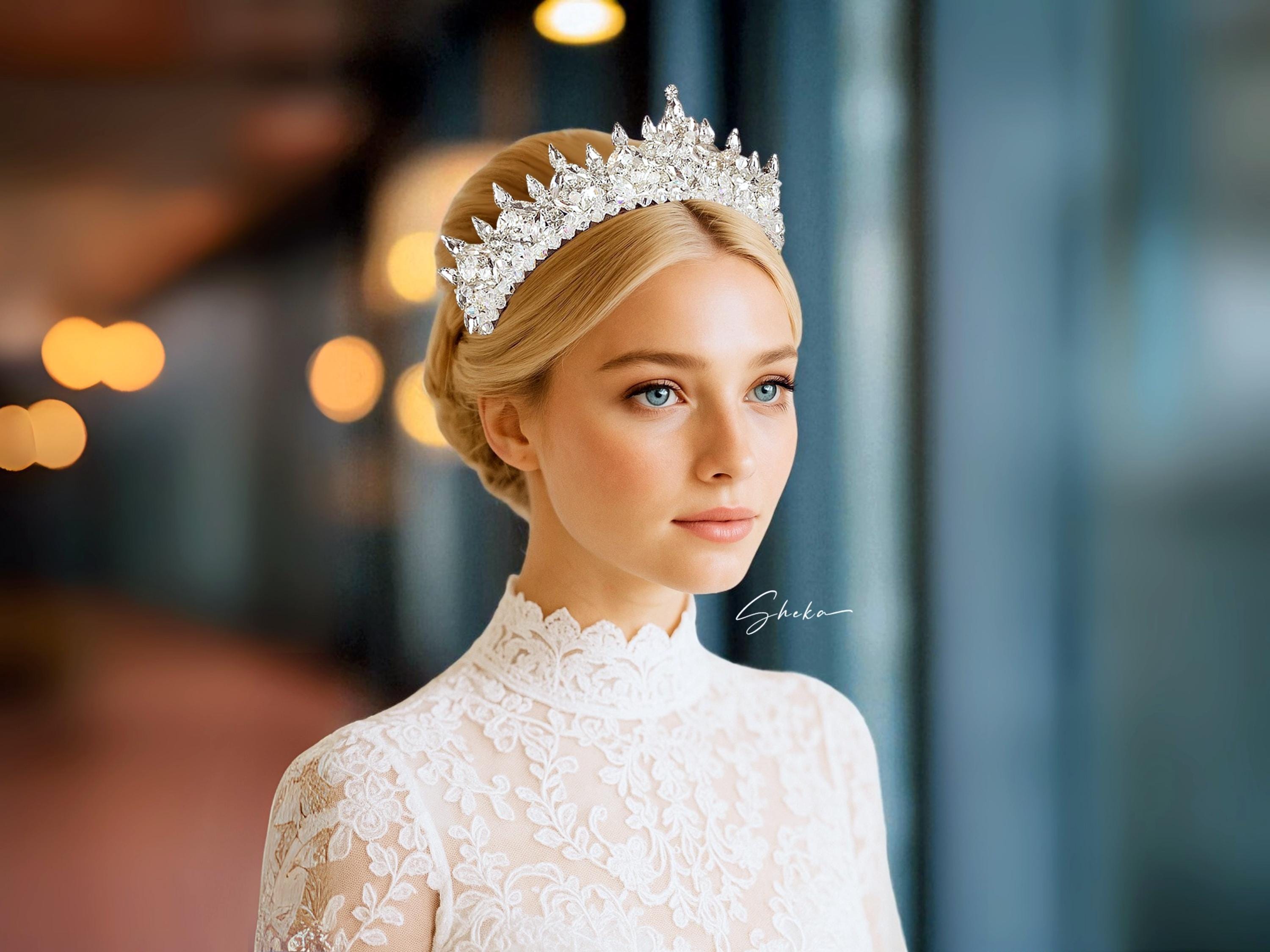 Crystal Bridal Tiara: Silver-plated Wedding Crown - Etsy Israel display picture 3