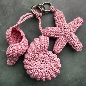 Sea Theme Keychains Crochet Raffia Ocean Bag Charm Spiral Shell Summer Beach Decor Seashell Bag Accessories Handmade Nautical Zipper Pull