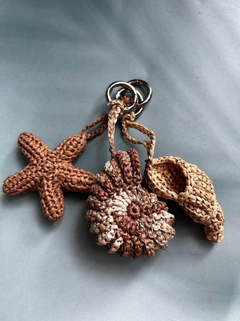 Raffia Keychains Raffia Seashell Keychain: Summer Nautical Ocean Bag Charm - Set of 3 - Etsy