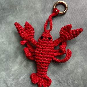 Raffia Lobster Keychain Handmade Nautical Bag Charm Marine Accessory image 5