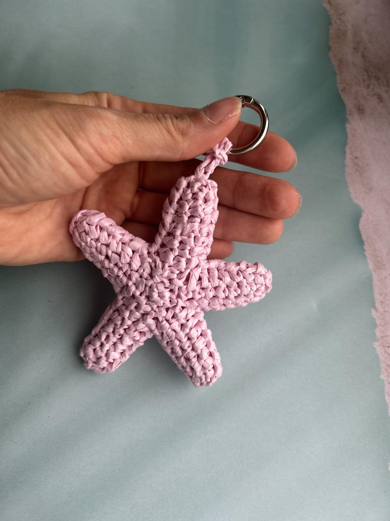 Crochet Raffia Starfish Keychain: Beachy Ocean-Themed Bag Charm image 5