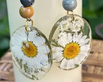Love in Motion.A lovely, fun accessory! These big earrings can really elevate your outfit. They capture the essence of your individuality.