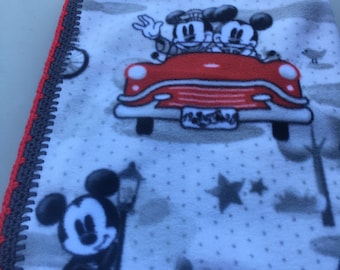 Mickey and Minnie in Love