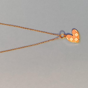 heart necklace