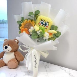 スポンジ・ボブのぬいぐるみブーケ - パトリック、ゲイリー、イカルドの手作りギフト（誕生日や卒業式用）