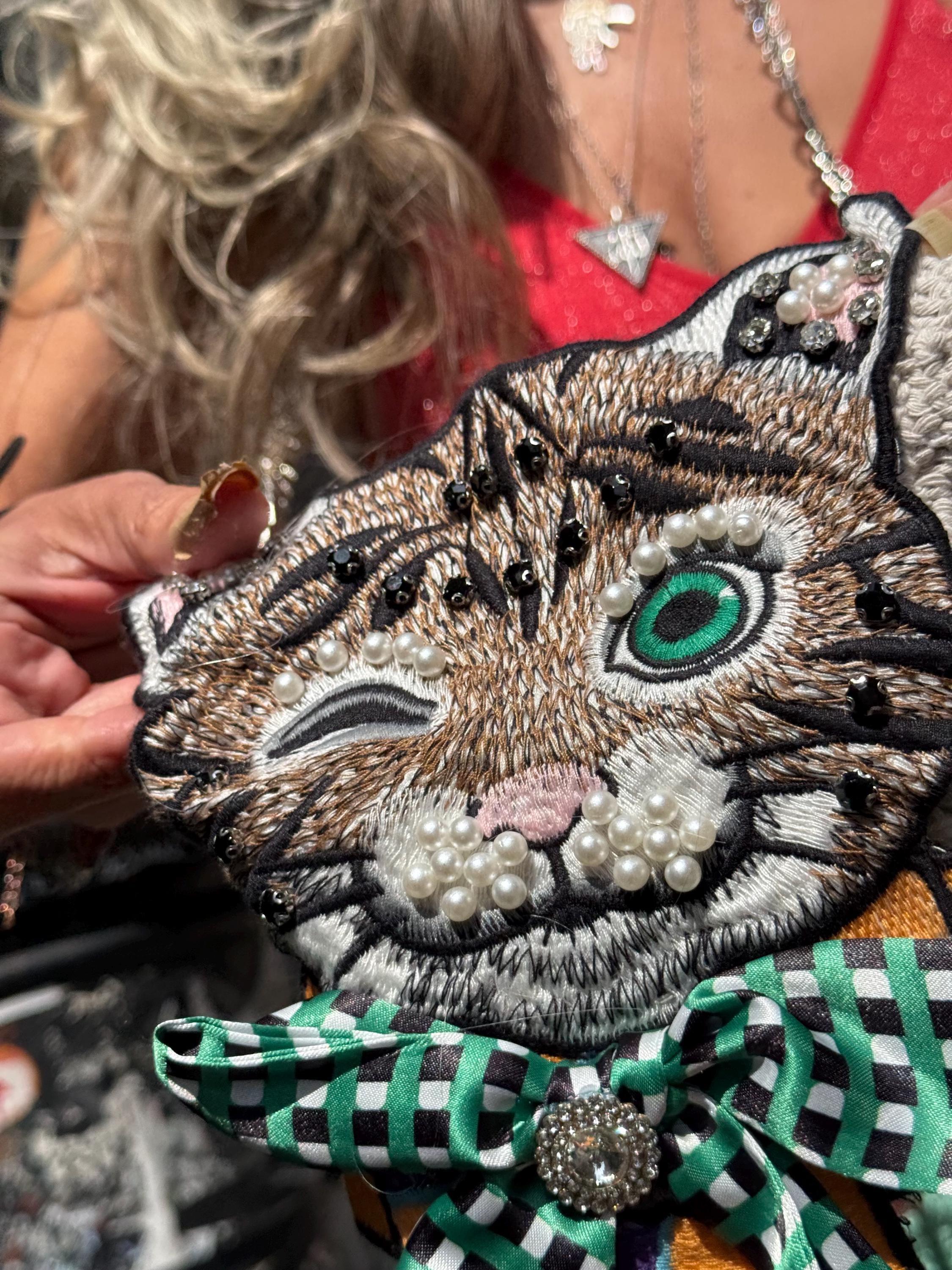 Handmade Crochet Cat Shoulder Bag: Whimsical Color-Shifting Yarn Purse