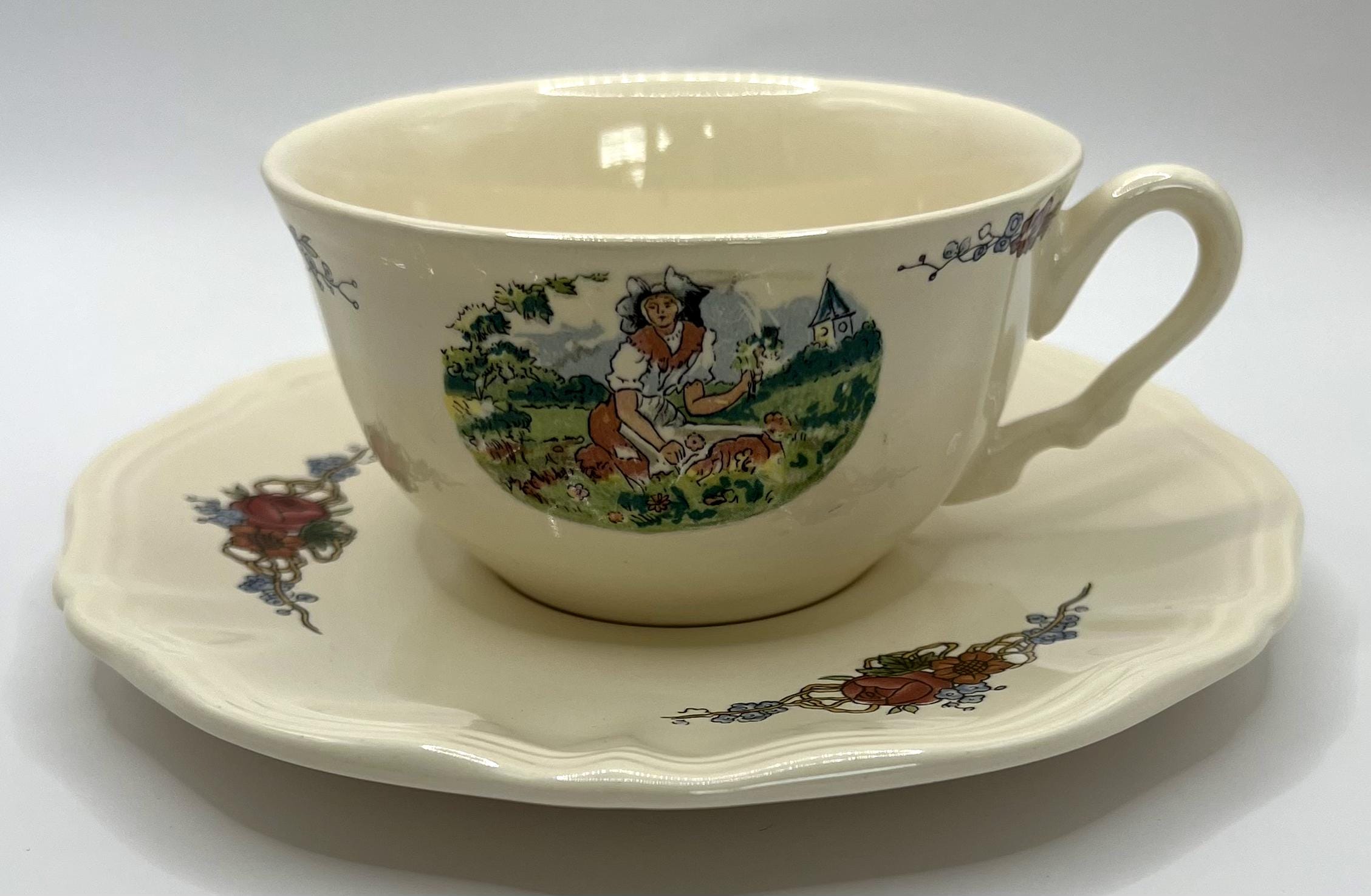 A サルグミンヌ　obernai カップ＆ソーサー サルグミンヌ Obernai カップ＆ソーサーセット フランス アンティーク