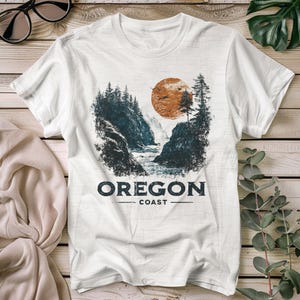 Vintage Oregon Coast T-Shirt: Retro Sunset Graphic Tee
