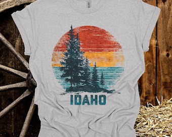 Vintage Idaho T-Shirt: Retro Sunset Pine Tree Graphic