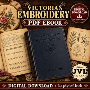 Op de afbeelding: Een digitale download Victorian embroidery PDF-ebook met een donkerblauw boek getiteld An Embroidery Pattern Book door Mary E. Waring, naast open pagina's met lijntekeningen van randen en een borduurring met bloemen.