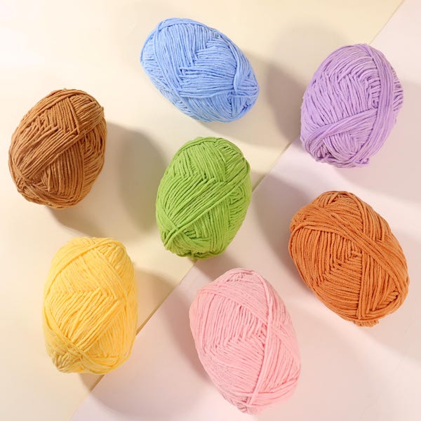 Premium Velvet Chenillegarn - Superweiches Garn für Häkelarbeiten, Amigurumi Garne, Strickprojekte, 46 wunderschöne Farboptionen