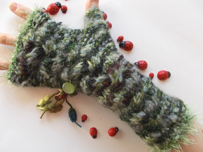 Women M Gloves Ready To Ship Hand Knitted Accessories Fingerless Mittens Arm Warm Wrist Warmers Winter Cabled Striped Wool Mohair Green 475