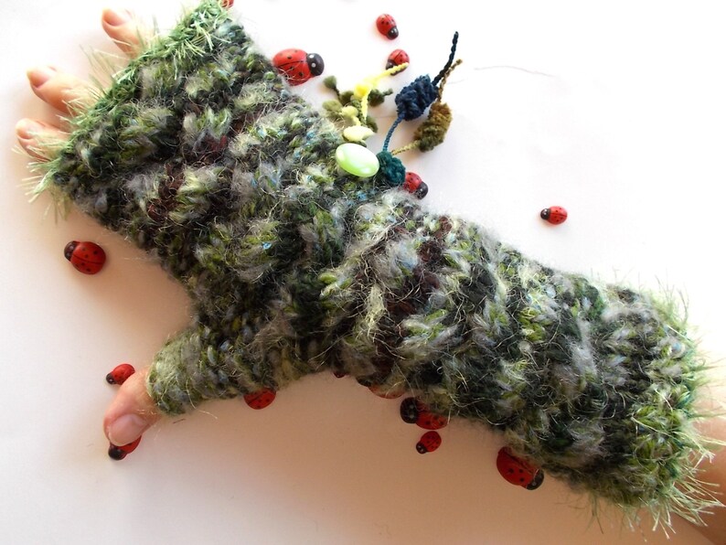 Women M Gloves Ready To Ship Hand Knitted Accessories Fingerless Mittens Arm Warm Wrist Warmers Winter Cabled Striped Wool Mohair Green 475