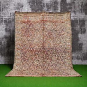 Vintage Unique Beni Mguild Rug – Handmade Berber Rug & moroccan Beni Mguild , 78.7 x 112.2 Authentic Moroccan Wool Carpet