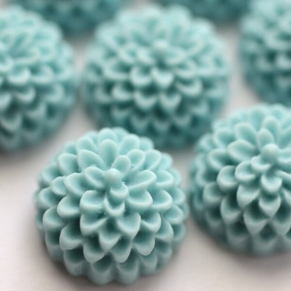 6 pcs Dusty Blue Baby Chrysanthemum Cabochons 15mm