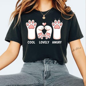 Funny Angry Cute Cat Paw T-Shirt, Cute Angry Cat Claw Tee, Funny Cat Lover Unisex Shirt, Cartoon Cat Paw Graphic, Pet Humor Apparel