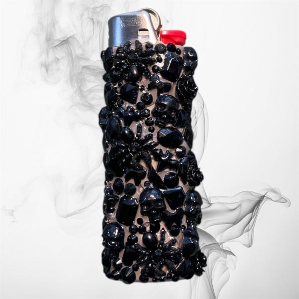 Black Spider and Skull junk lighter