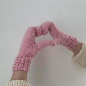 Bubblegum Knitted Mittens | 100% Merino Wool | Perfect Pink
