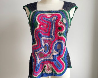 Blusa sin mangas única con estampado abstracto – Tejido de punto de ganchillo transparente para mujer, ideal para el verano.